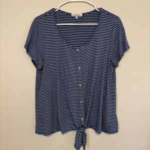 Set The Stage navy striped crop top L with front tie accent